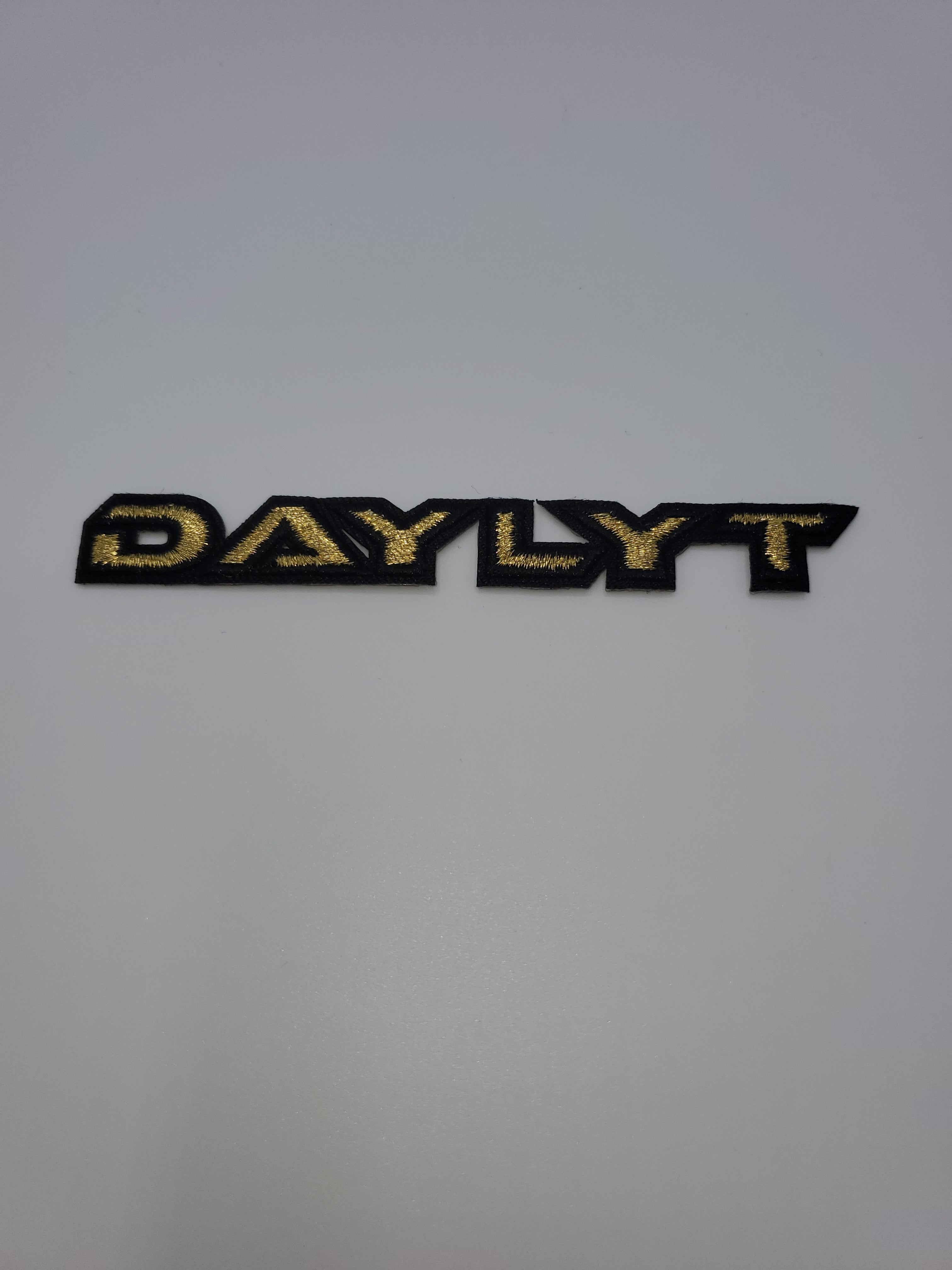 ROCKDEEP x DAYLYT EMBROIDERY PATCH