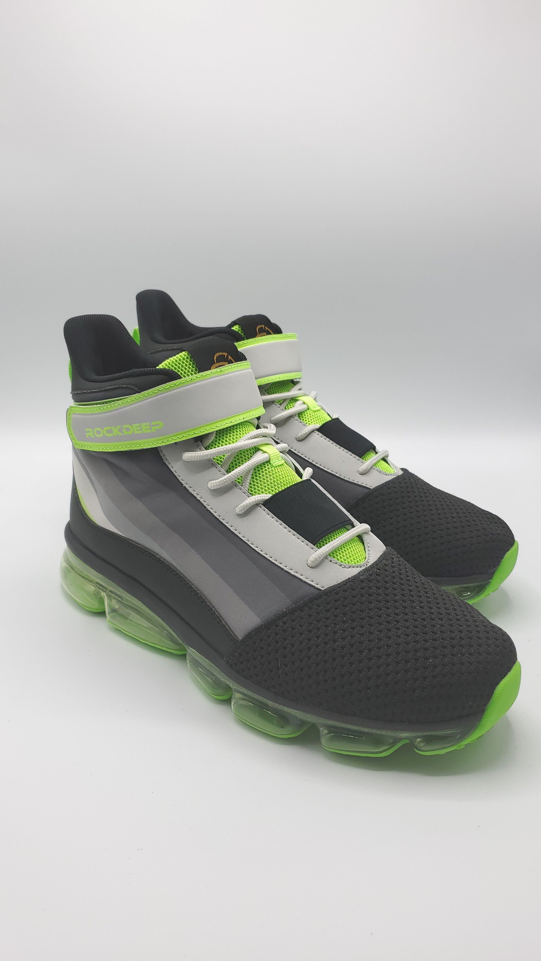 ROCKDEEP BEAST KNIT REIMAGINED SAMPLE
